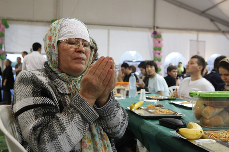 Vice-President of the Heydar Aliyev Foundation Leyla Aliyeva hosts iftar in Moscow (PHOTO)